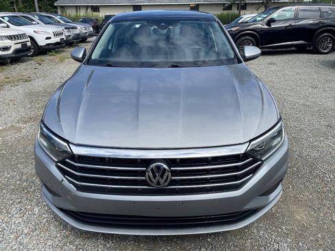 Used 2020 Volkswagen Jetta SEL FWD image 2