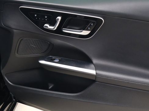 Used 2024 Mercedes-Benz C 300 Sedan image 16