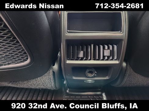 Used 2015 Cadillac SRX Luxury image 20