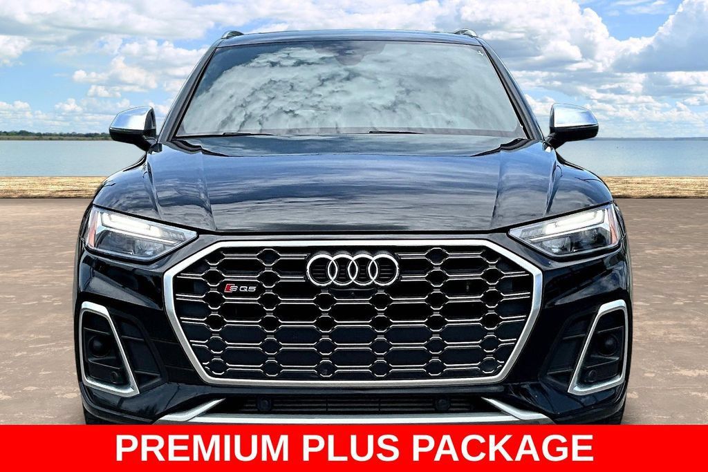 Used 2021 Audi SQ5 Premium Plus w/ Premium Plus Package AWD/4WD image 2