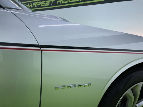 Used 2022 Dodge Challenger R/T image 14