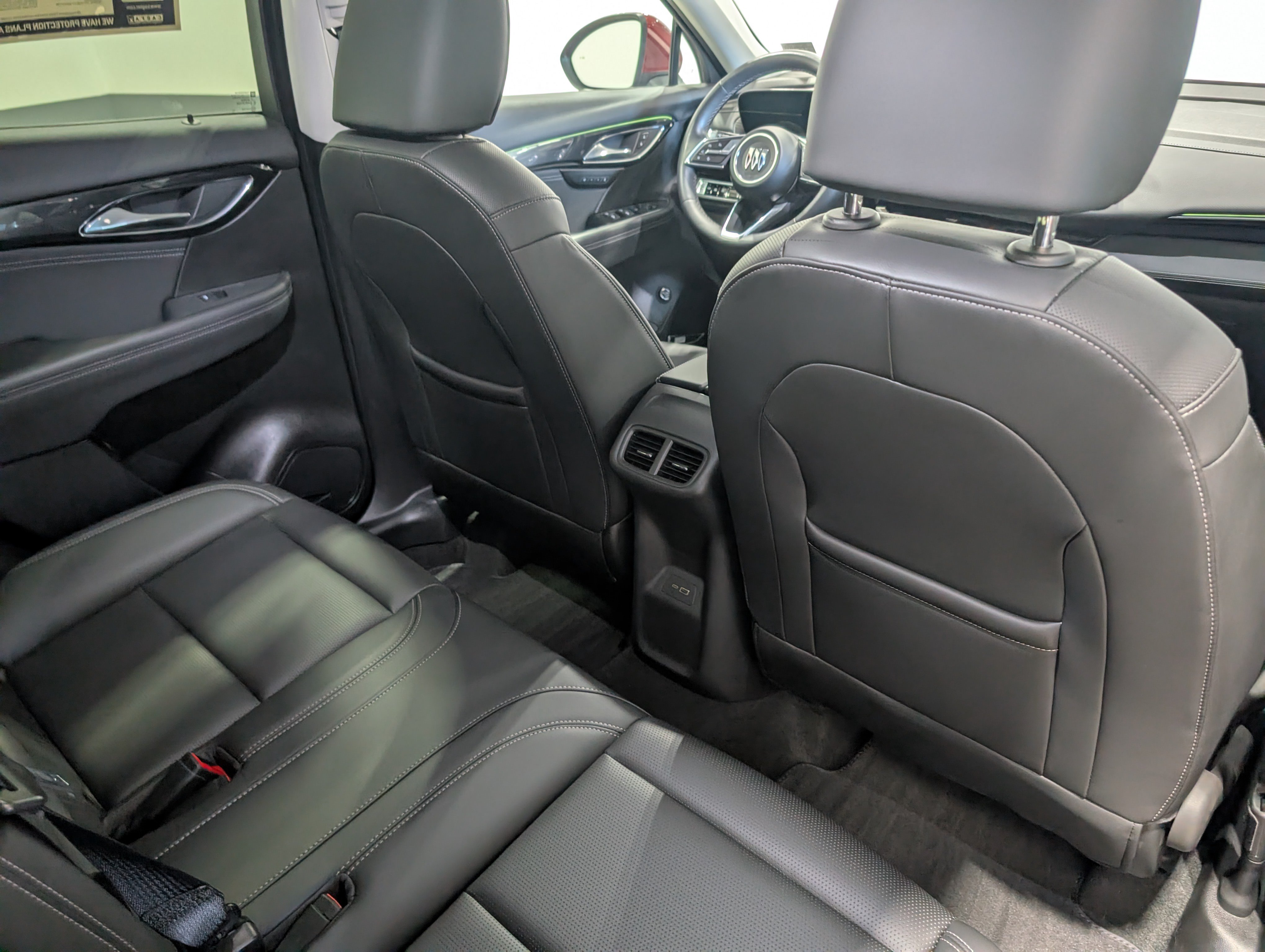 Used 2024 Buick Envision Preferred AWD/4WD image 16
