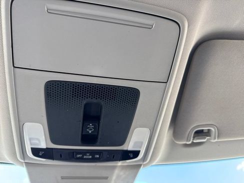 Used 2023 Honda Civic Touring image 36