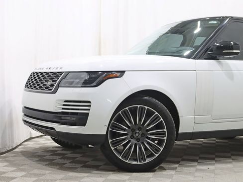 Used 2019 Land Rover Range Rover Supercharged image 3