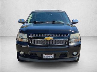 Used 2014 Chevrolet Suburban LTZ RWD video 2