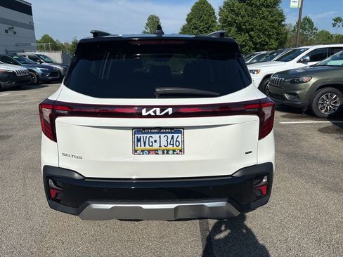 Used 2025 Kia Seltos SX AWD/4WD image 6