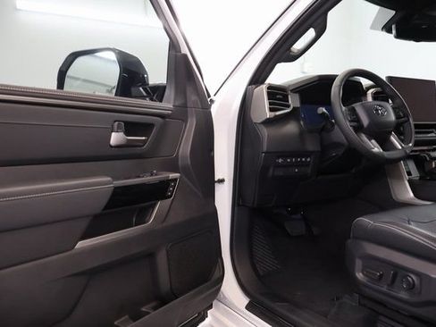Certified 2026 Toyota Tundra Limited AWD/4WD image 10