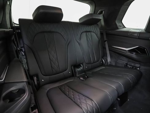 New 2027 BMW X7 M60i AWD/4WD image 31