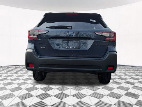 Used 2025 Subaru Outback Onyx Edition image 12