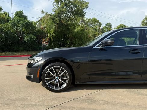 Used 2019 BMW 330i xDrive Sedan w/ Convenience Package AWD/4WD image 14