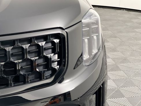 Certified 2024 Kia Telluride SX Prestige X-Pro AWD/4WD image 9