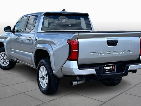 Certified 2025 Toyota Tacoma SR5 image 12