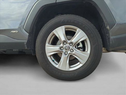 Used 2025 Toyota RAV4 LE image 23