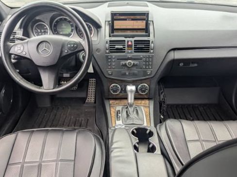 Used 2009 Mercedes-Benz C 350 Sport image 22