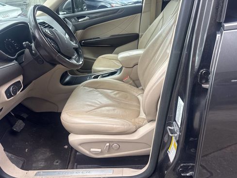 Used 2018 Lincoln MKC Reserve AWD/4WD image 10