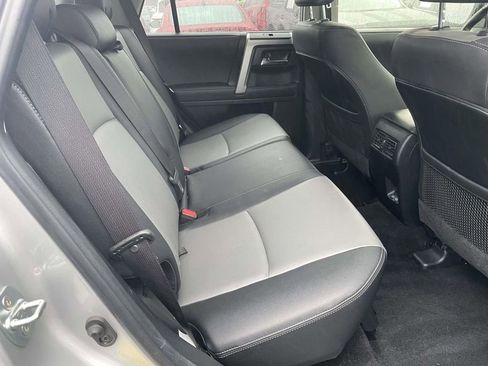 Used 2024 Toyota 4Runner SR5 Premium image 45