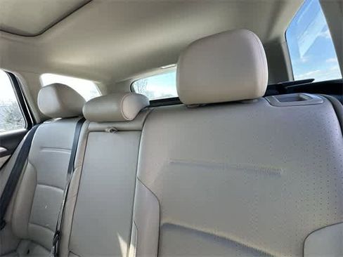 Used 2019 Volkswagen Golf Alltrack SE image 17