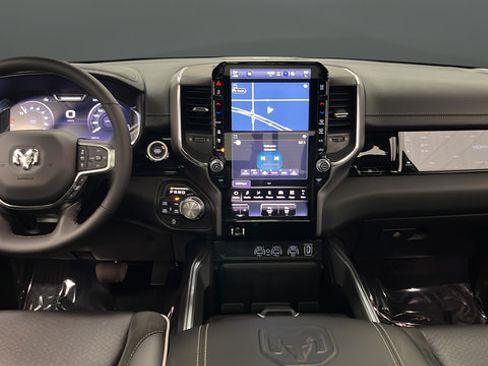 Used 2025 RAM 1500 Laramie w/ Night Edition AWD/4WD image 11