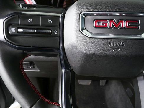 New 2025 GMC Canyon AT4 w/ AT4X Package image 9