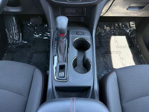 Used 2024 Chevrolet Equinox RS FWD image 15