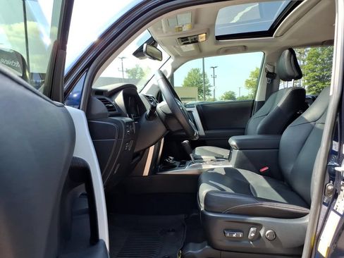 Used 2023 Toyota 4Runner Limited AWD/4WD image 14