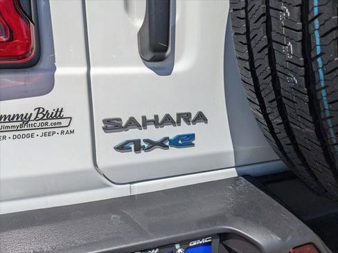 Certified 2025 Jeep Wrangler Unlimited Sahara AWD/4WD image 25