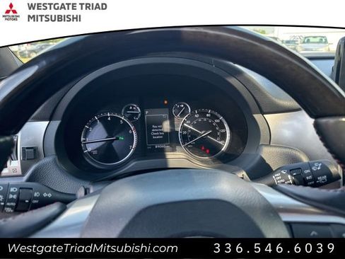 Used 2023 Lexus GX 460 Premium w/ Premium Package image 18