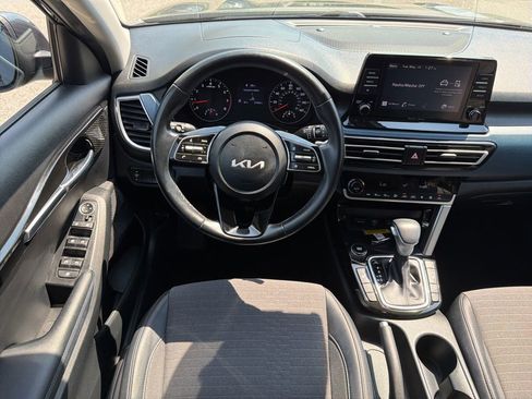 Used 2023 Kia Seltos S AWD/4WD image 20