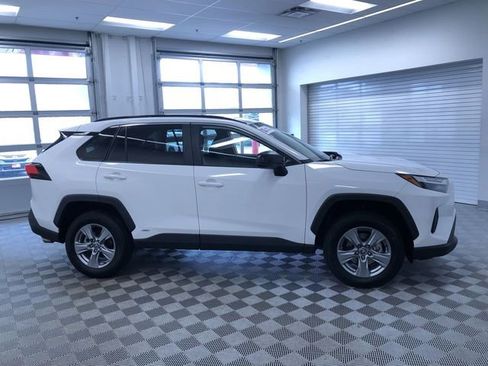 Certified 2025 Toyota RAV4 LE image 27