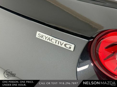 New 2026 MAZDA MX-5 Miata Club w/ Interior Package RWD image 17