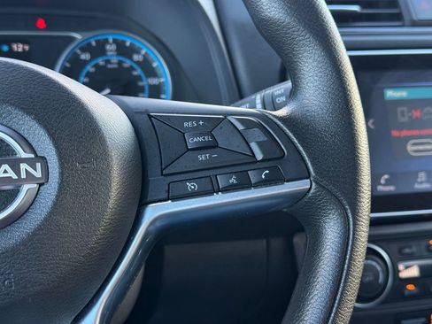 Certified 2023 Nissan Leaf S image 17