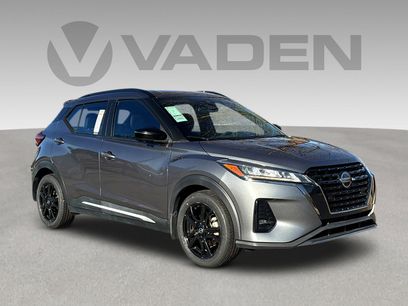 Used 2021 Nissan Kicks SR