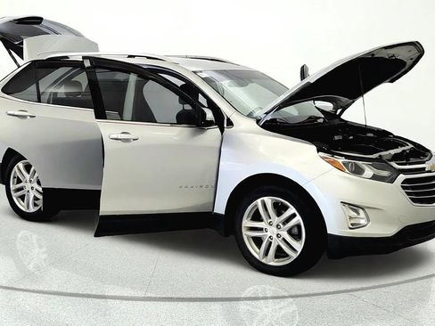 Used 2019 Chevrolet Equinox Premier AWD/4WD image 7