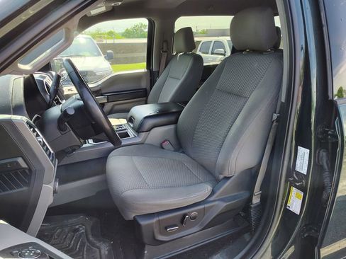 Used 2016 Ford F150 XLT w/ Equipment Group 302A Luxury AWD/4WD image 9