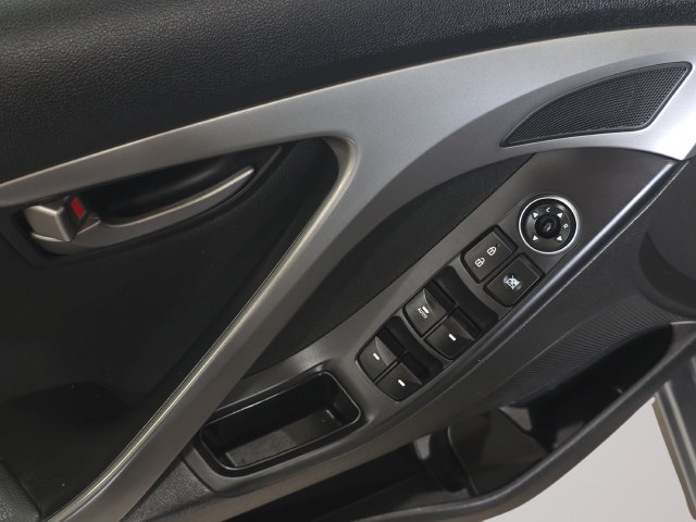 Used 2016 Hyundai Elantra Value Edition FWD image 11