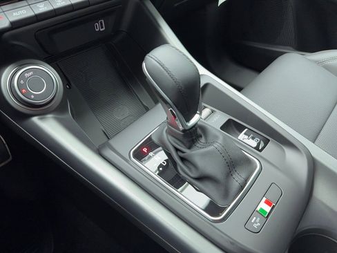 New 2025 Alfa Romeo Tonale w/ Premium Package image 27