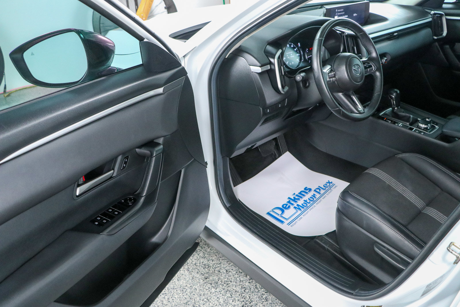 Used 2024 MAZDA CX-50 AWD 2.5 S w/ Weather Package image 3