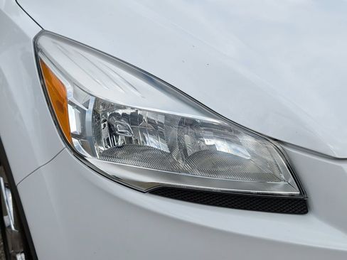 Used 2015 Ford Escape SE w/ Equipment Group 201A AWD/4WD image 42