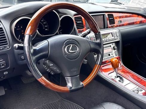 Used 2006 Lexus SC 430 Convertible RWD image 15