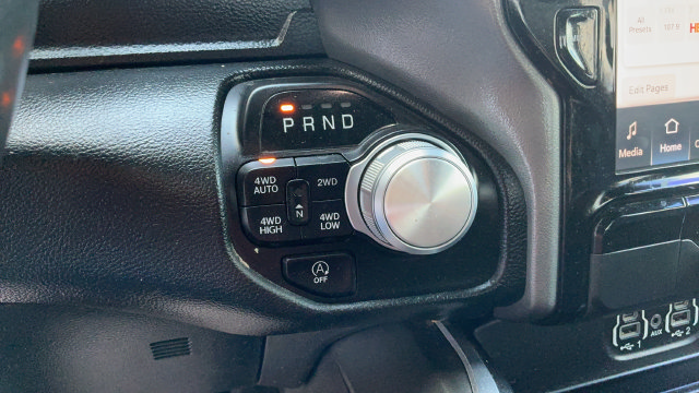 Used 2023 RAM 1500 Laramie AWD/4WD image 18