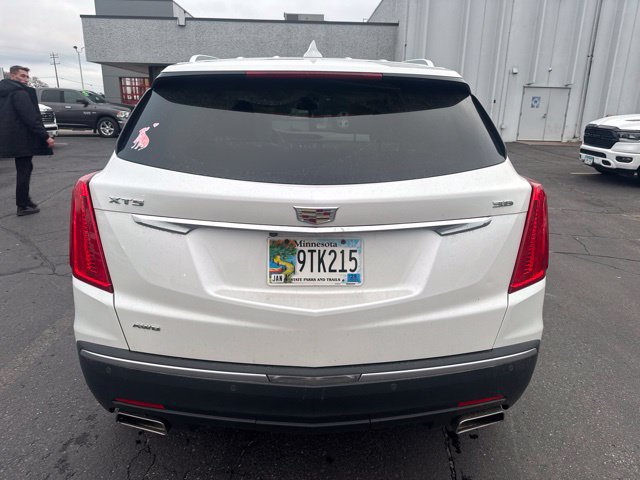 Used 2017 Cadillac XT5 Luxury w/ Driver Awareness Package AWD/4WD image 8