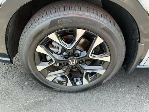 Used 2026 Honda HR-V EX-L image 11