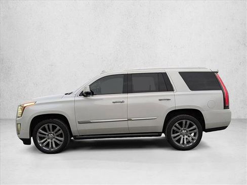 Used 2017 Cadillac Escalade Premium Luxury w/ LPO, Radiant Package image 9