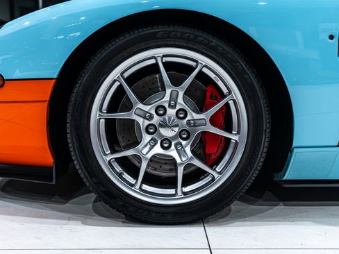 Used 2006 Ford GT image 56