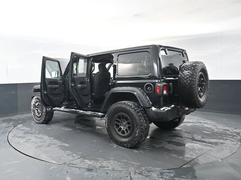 Used 2022 Jeep Wrangler Unlimited Sport image 30