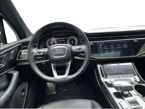 Used 2023 Audi Q7 2.0T Premium w/ Convenience Package AWD/4WD image 39