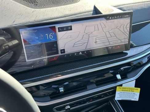 New 2026 BMW X7 M60i image 16