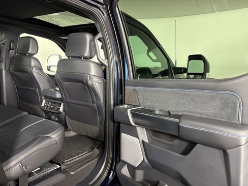 Certified 2025 Ford F350 Platinum image 34