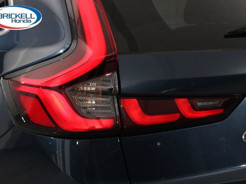 Used 2025 Honda CR-V EX-L image 11