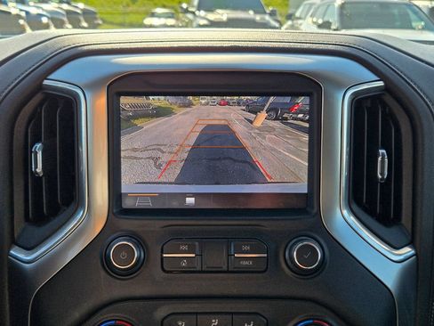 Used 2019 Chevrolet Silverado 1500 LT Trail Boss AWD/4WD image 24